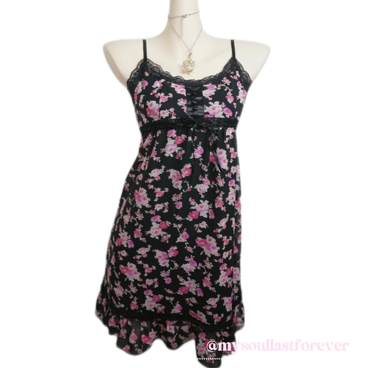 Vintage gyaru aesthetic floral rose print cami dress with lace detailing - Mysoullastforever