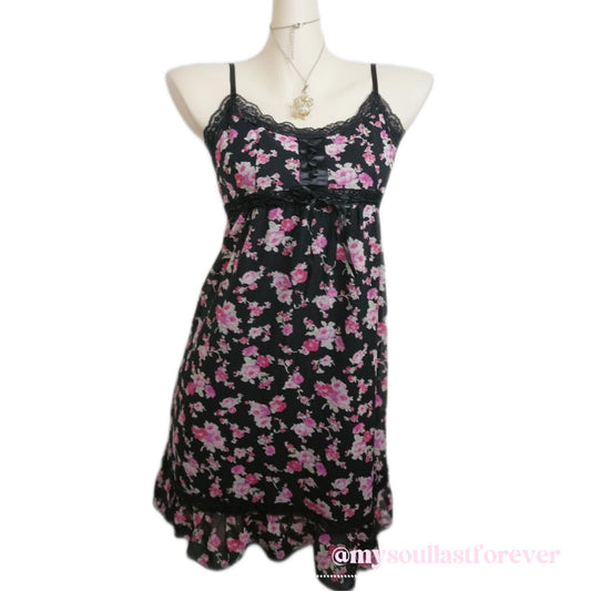 Vintage gyaru aesthetic floral rose print cami dress with lace detailing - Mysoullastforever