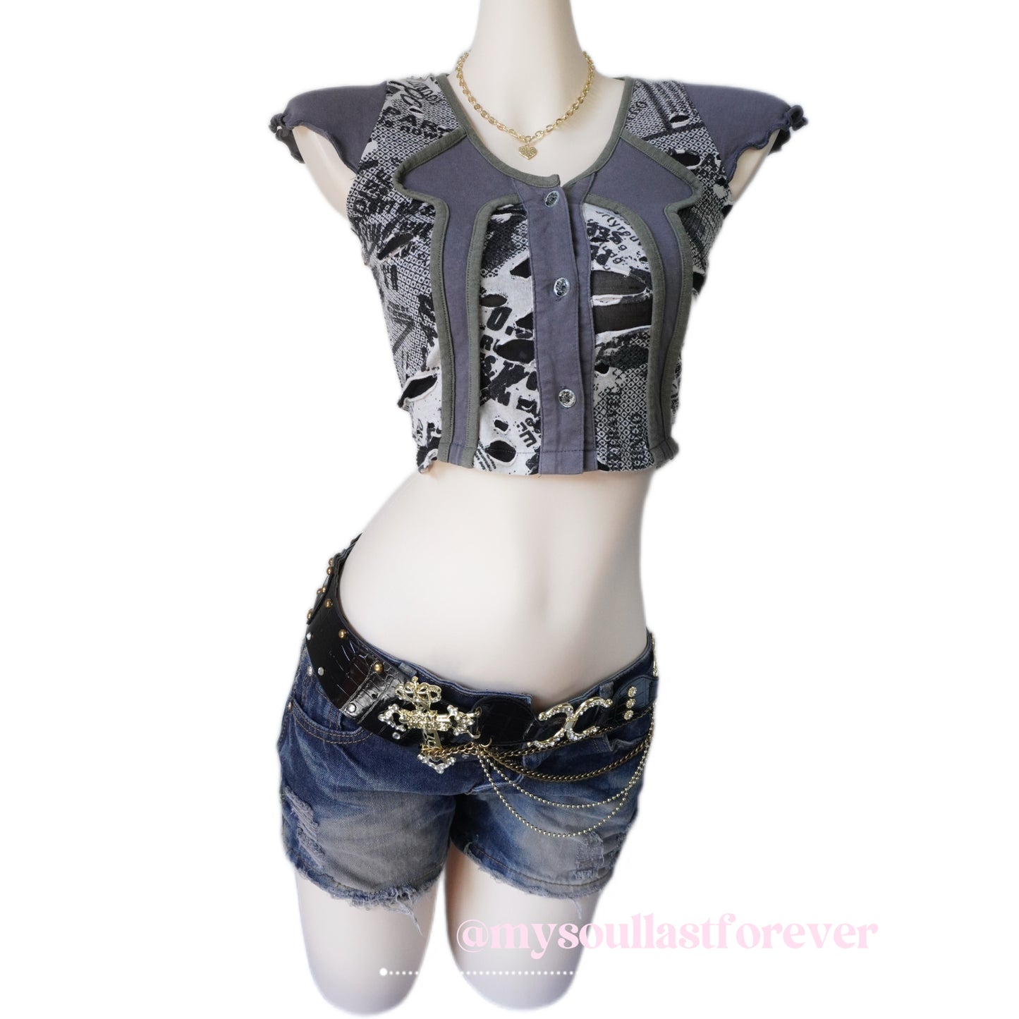 Eyeellike independent designer brand patch graphic crop top - Mysoullastforever