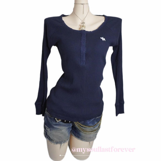 Vintage Abercrombie& Fitch twilight core knit long sleeve top - Mysoullastforever